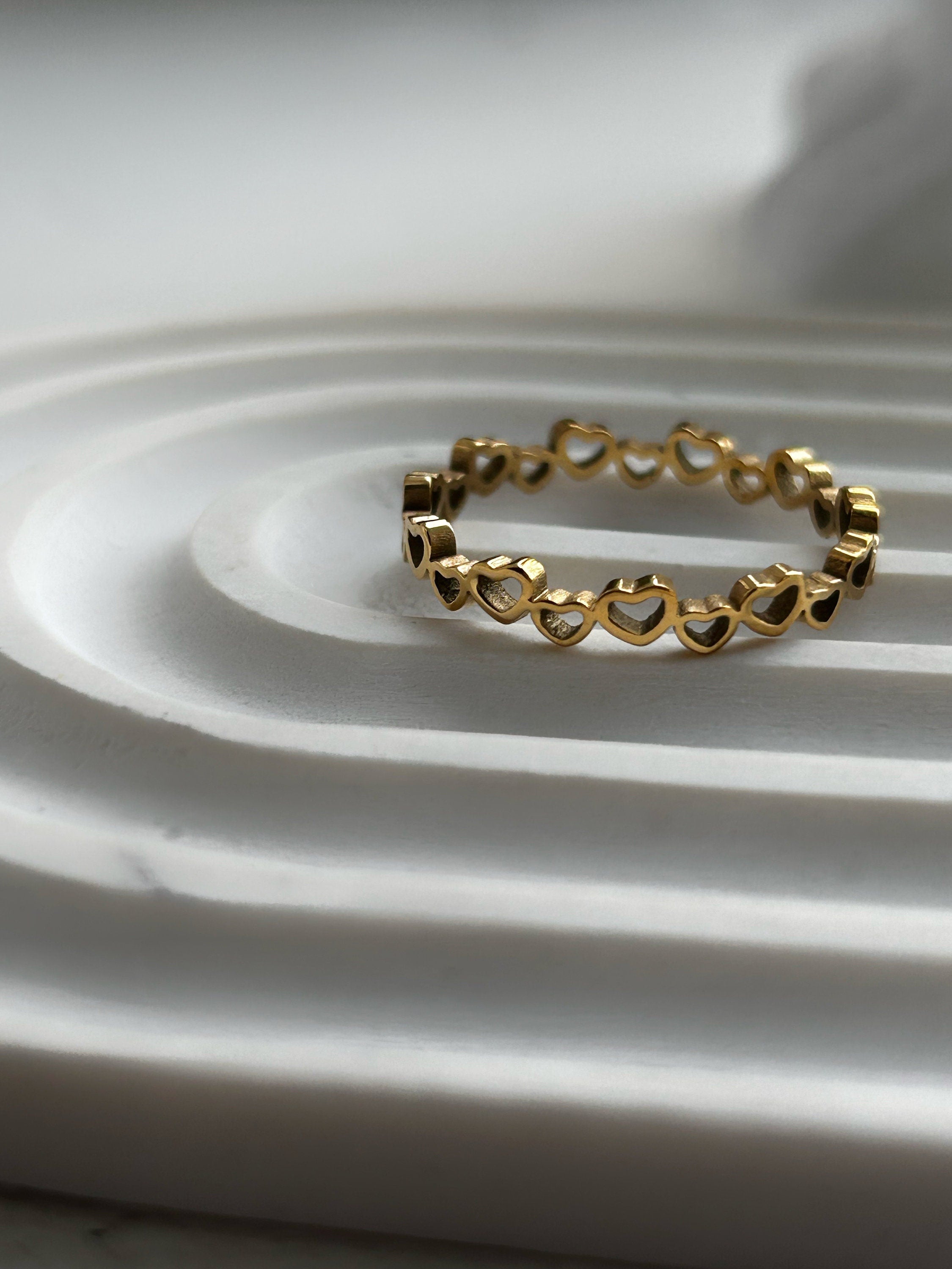 Open Hearts Golden Ring