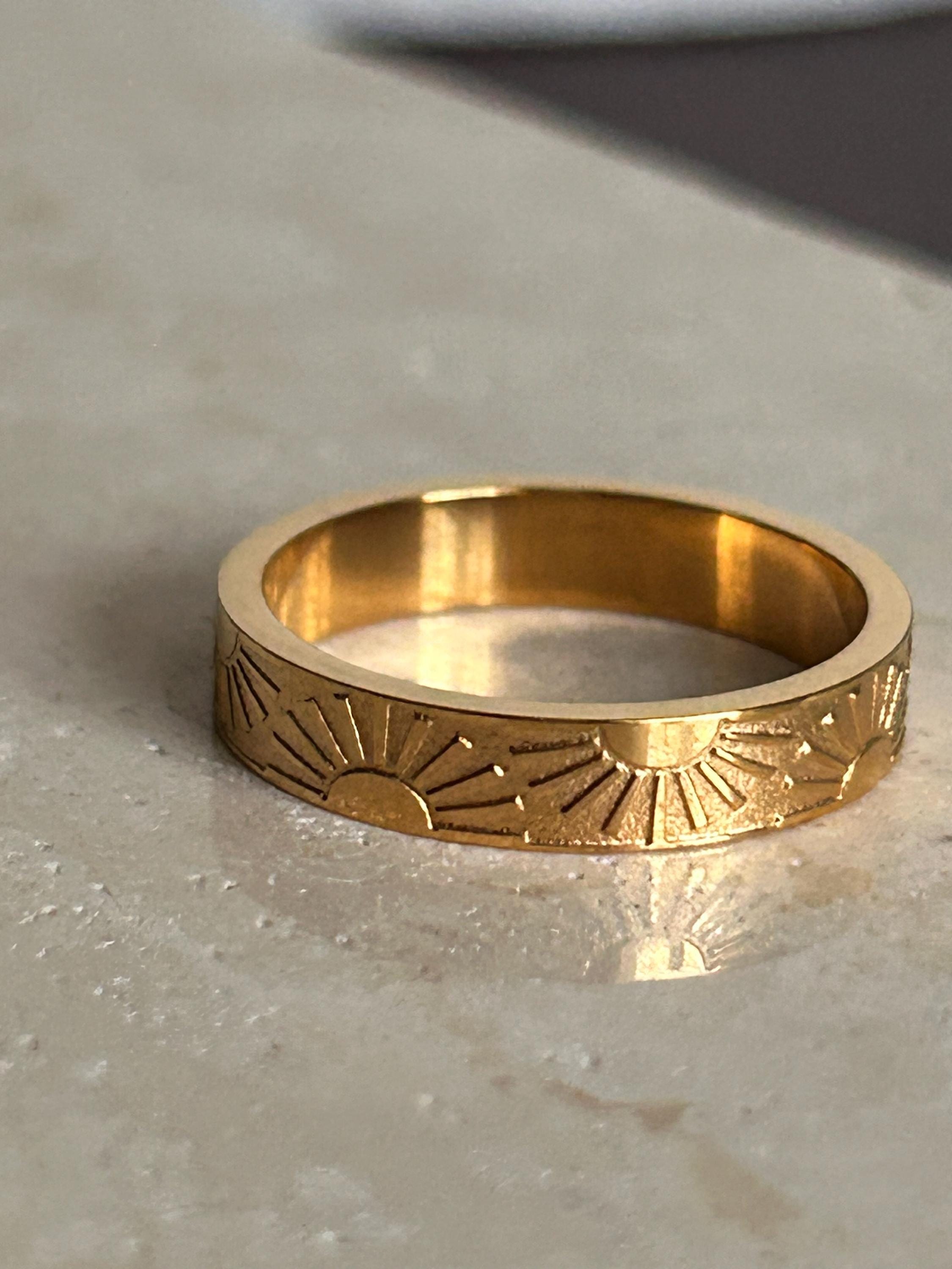 SunCore Golden Sun Ring