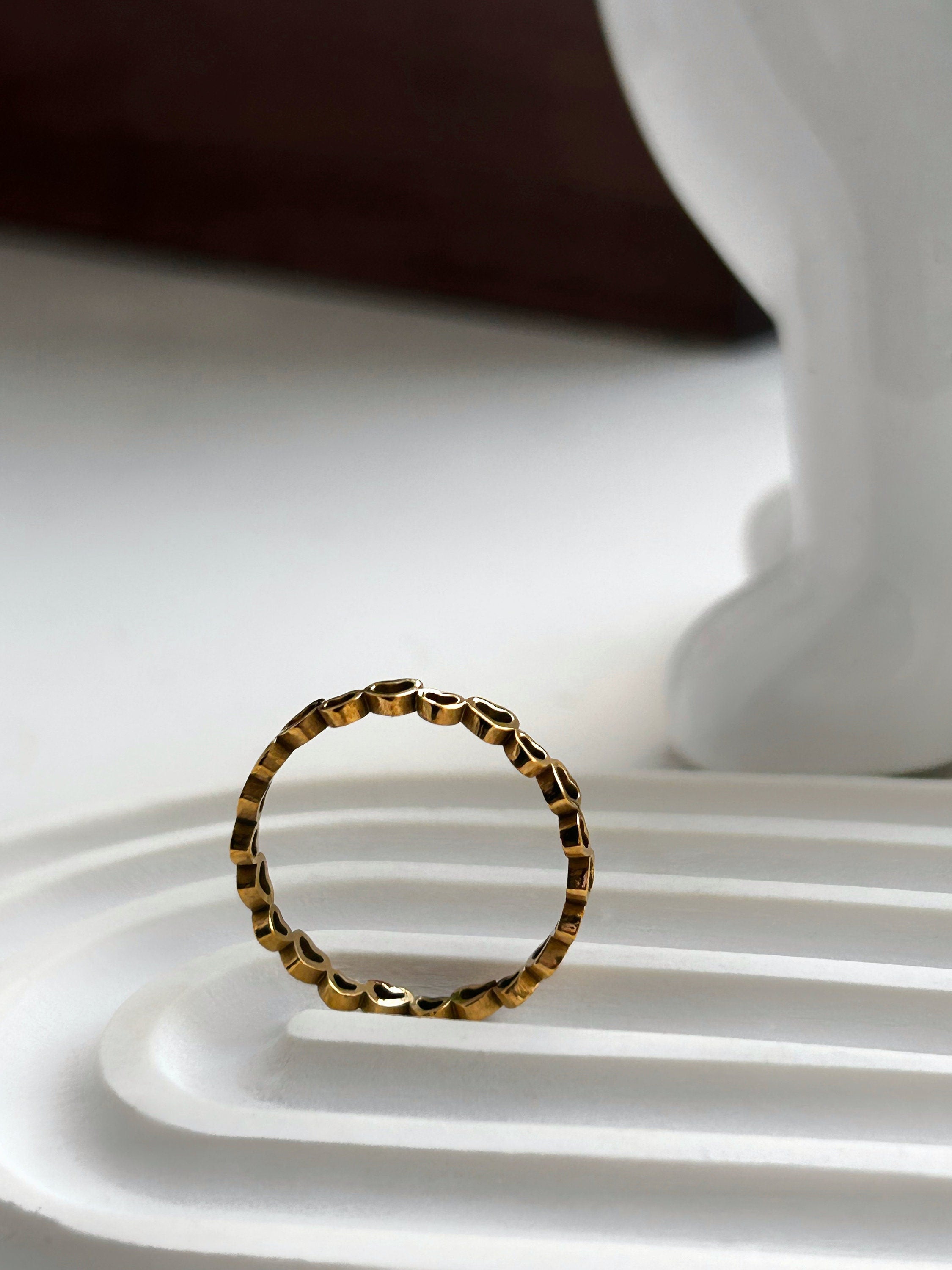 Open Hearts Golden Ring