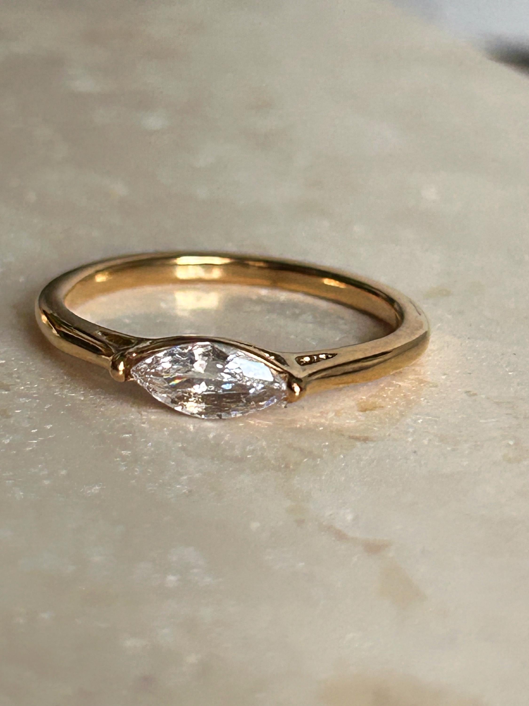 Marquise Ave Ring