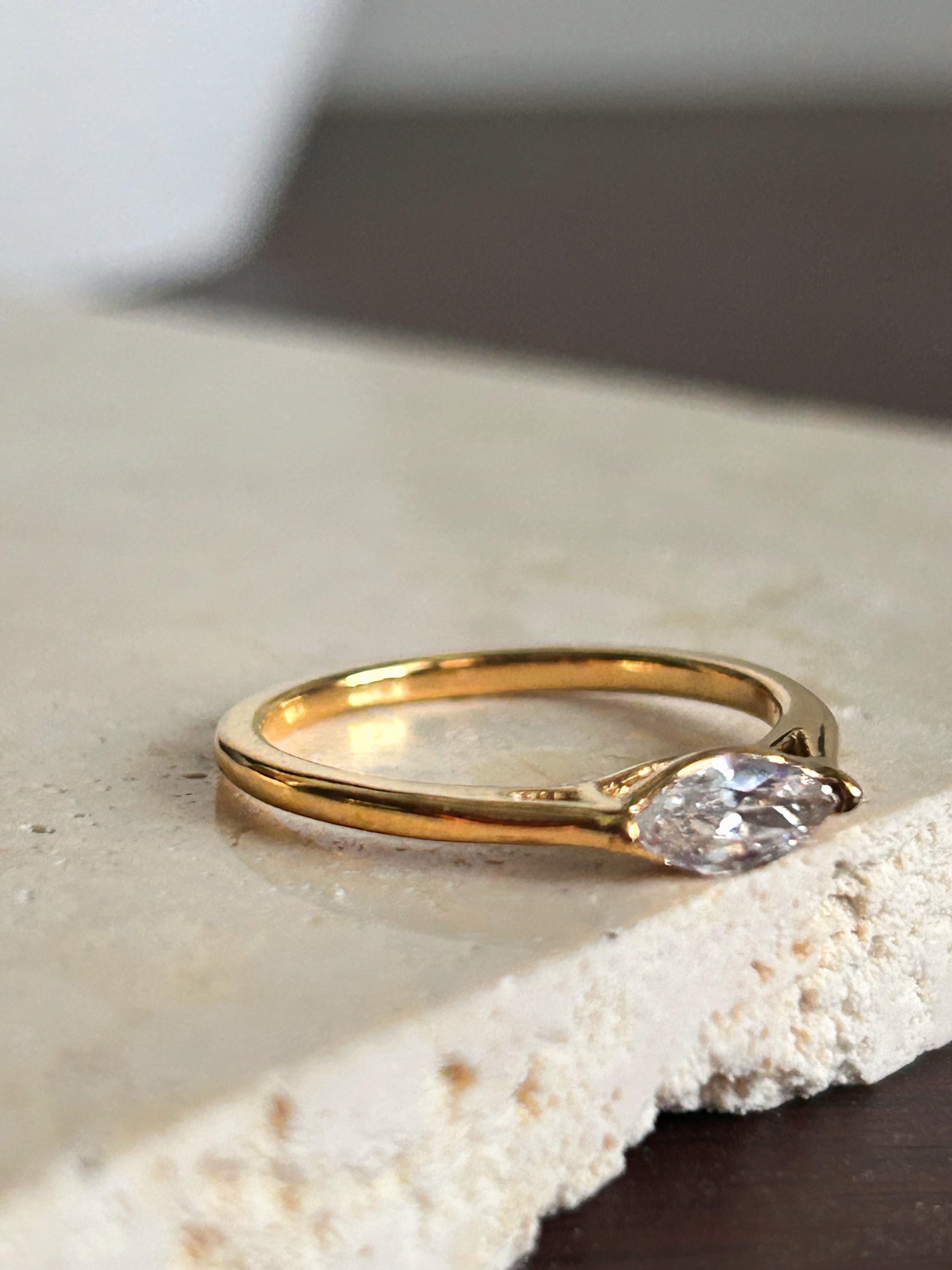 Marquise Ave Ring