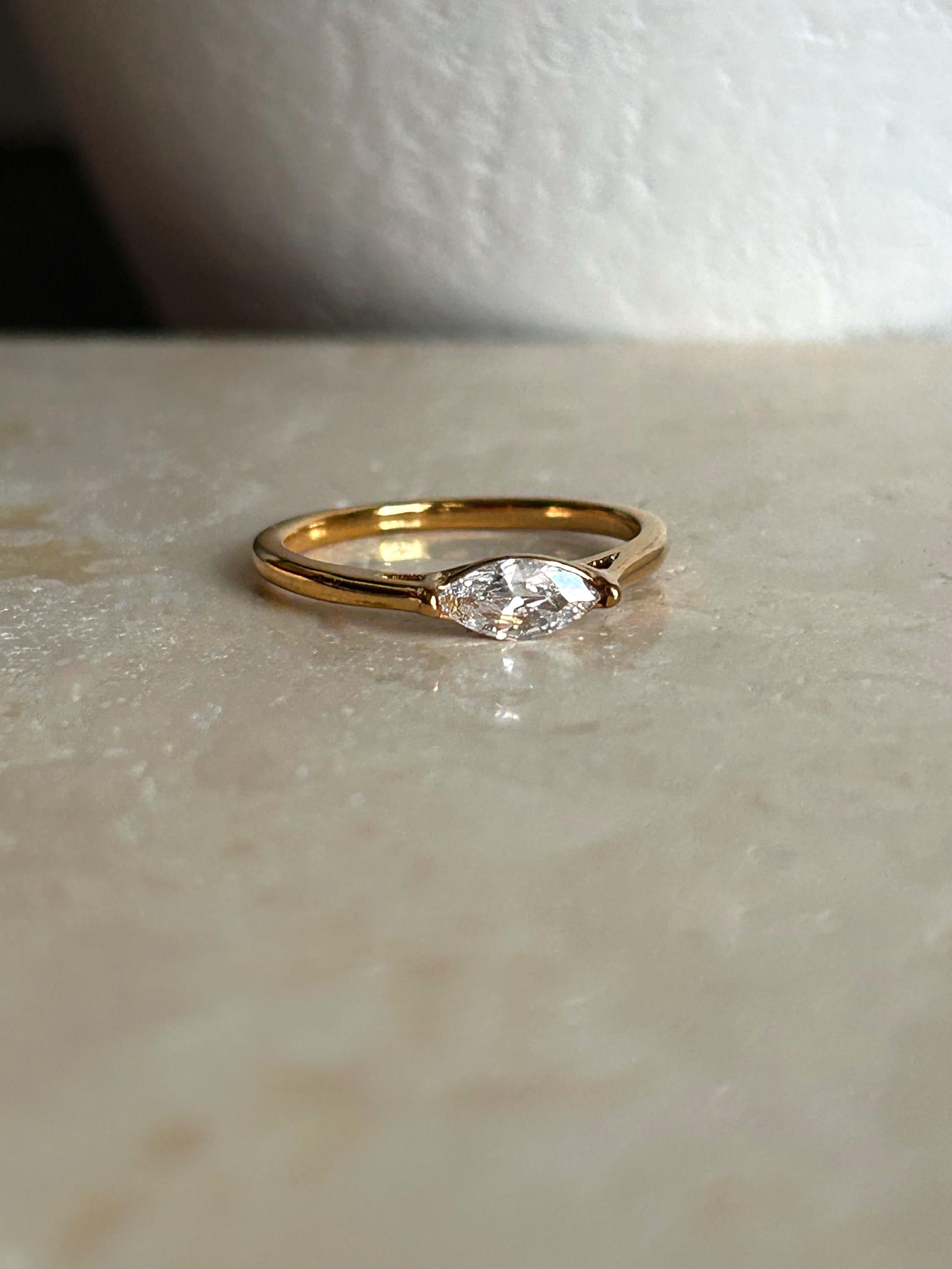 Marquise Ave Ring