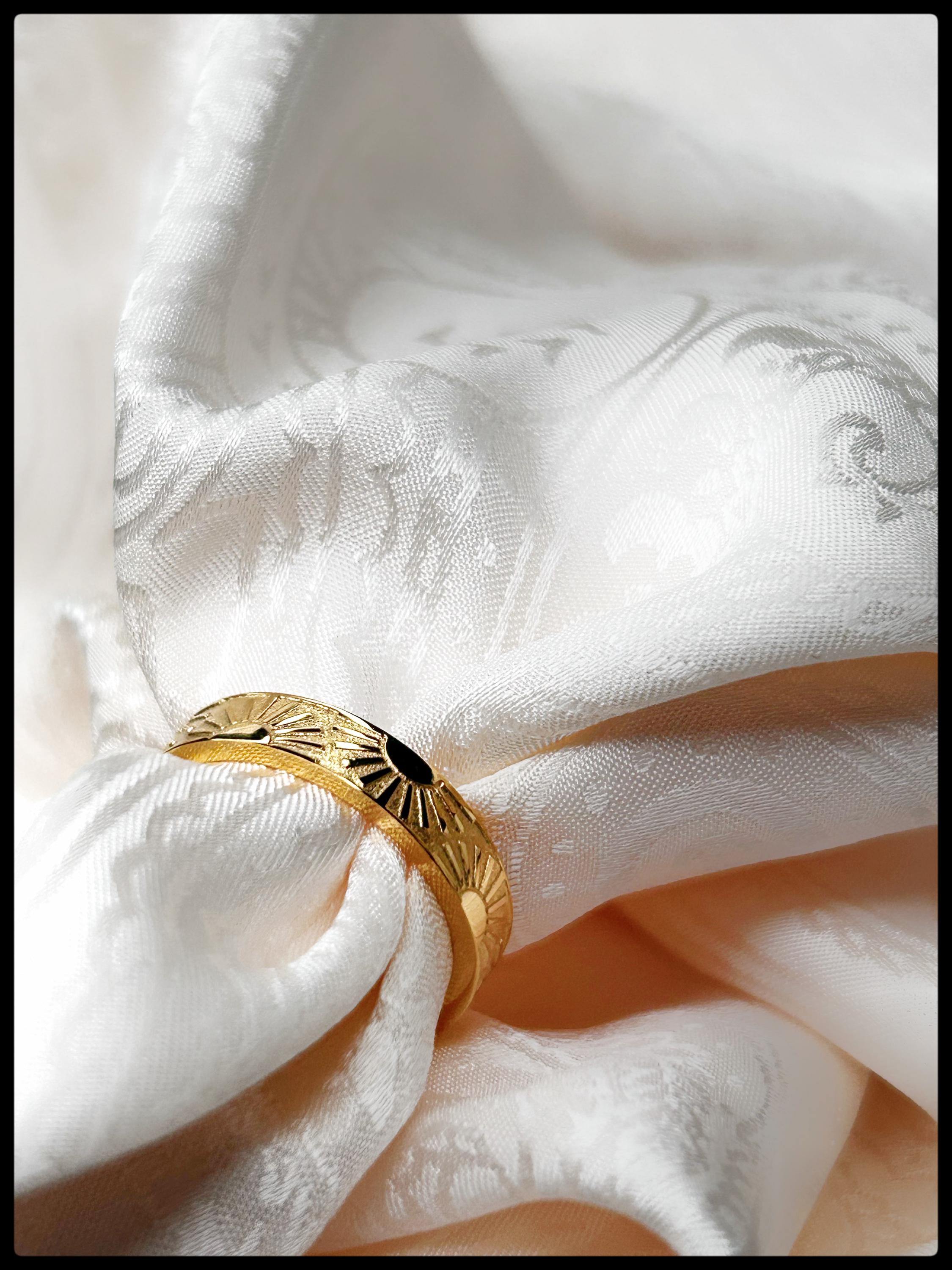 SunCore Golden Sun Ring