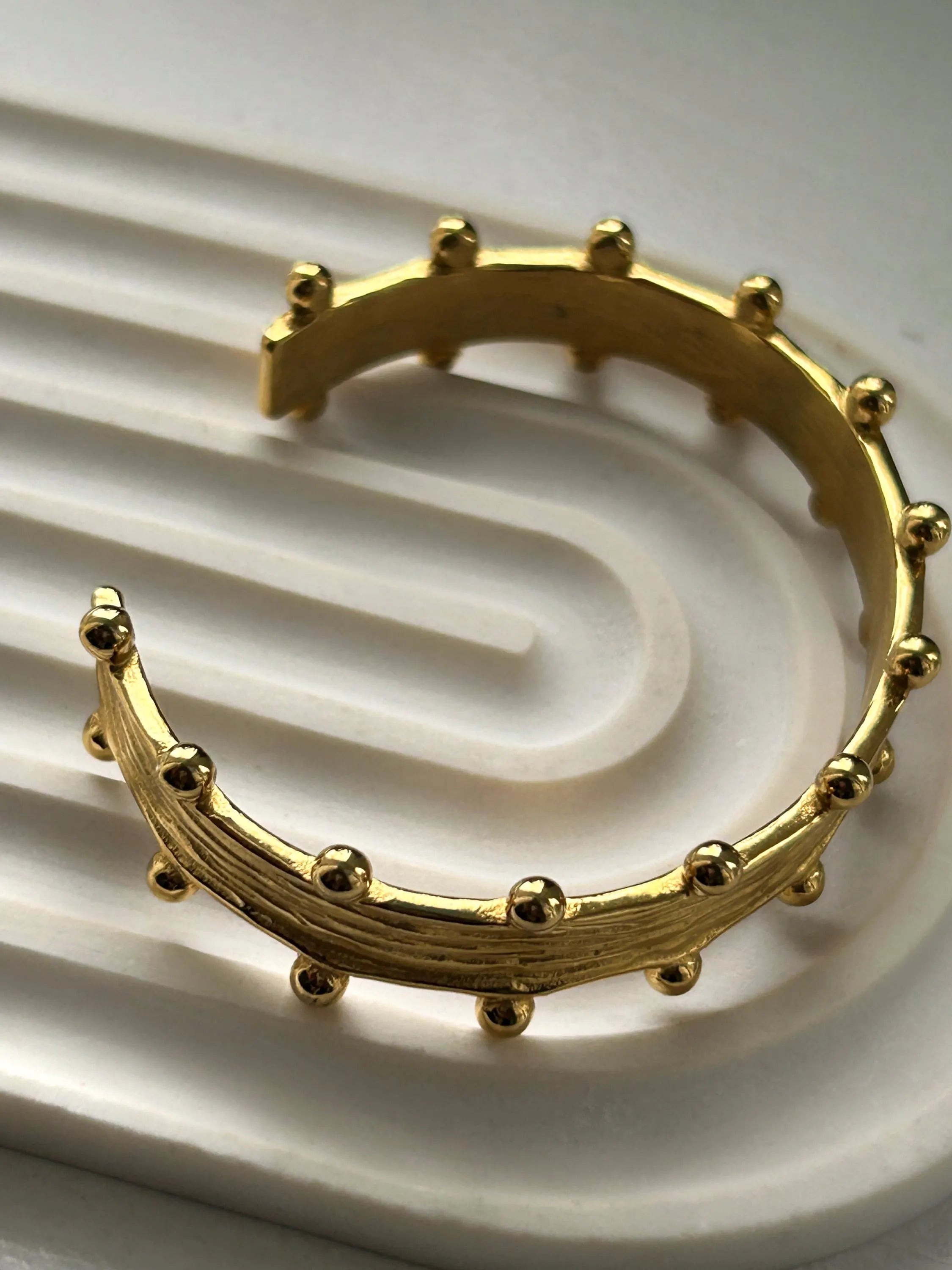 Golden Orbit Chunky Bracelet